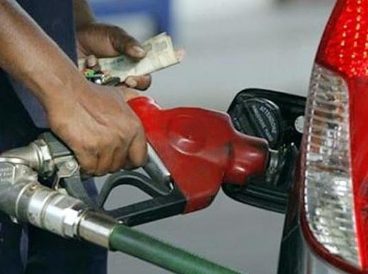 Petrol Imports Become Cheaper Than Dangote Fuel as Landing Cost Falls Below ₦1,000 Per Litre